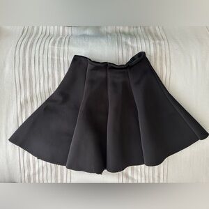 Black pleated skirt